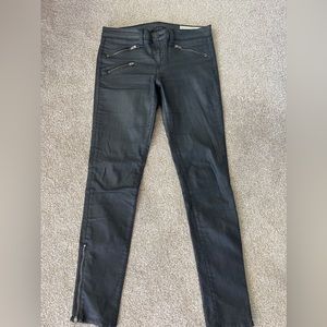 Rag & Bone Jean Black Great conditions. Size 28